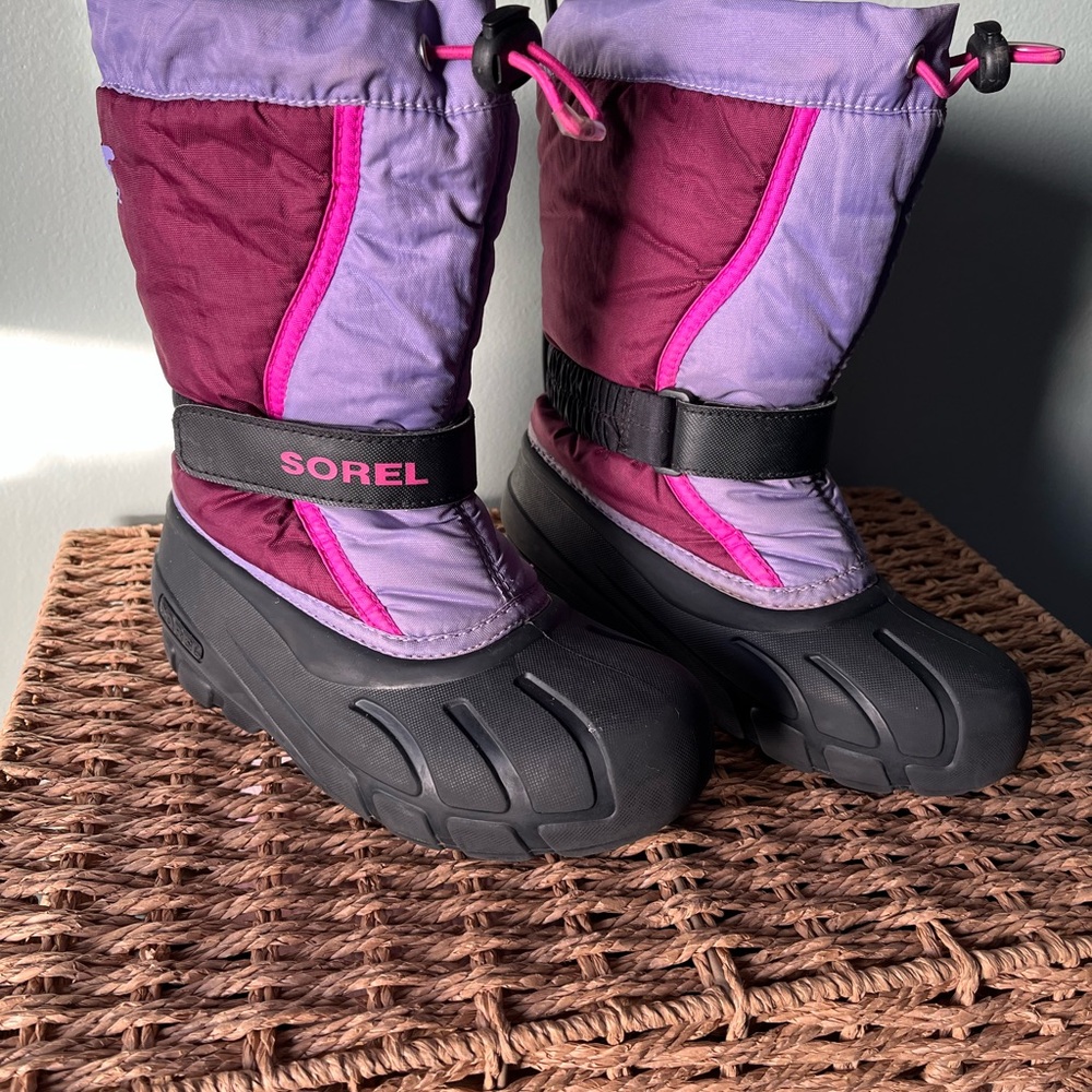 Sorel Kids' Purple and Pink Winter Boots